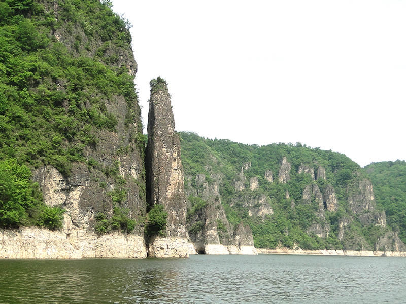 白山湖仁义景区